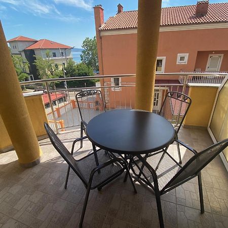 Duerr Lägenhet Crikvenica Exteriör bild
